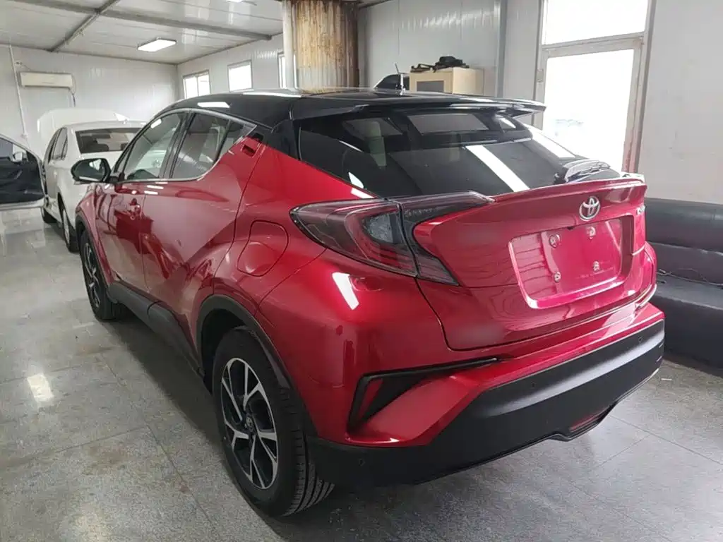 Toyota C-HR 2019 — фото 5