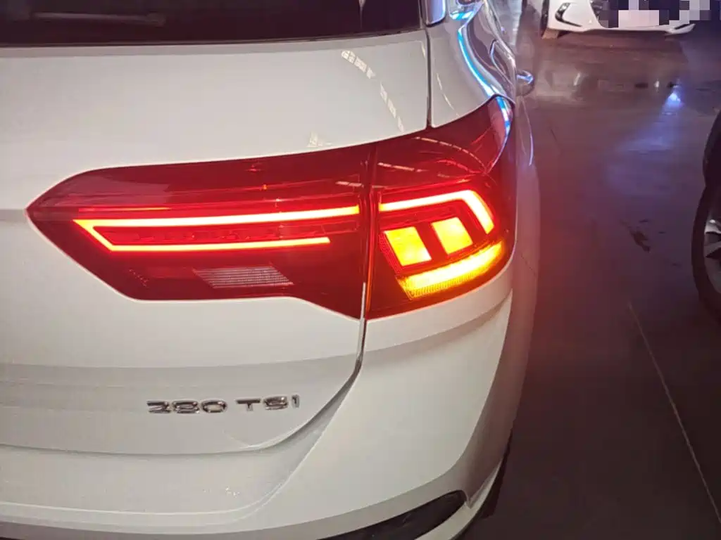 Volkswagen T-Roc 2020 — фото 8