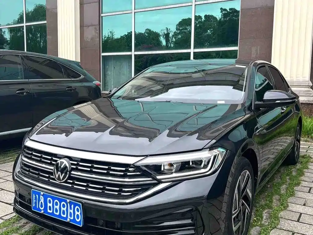 Volkswagen Sagitar 2025