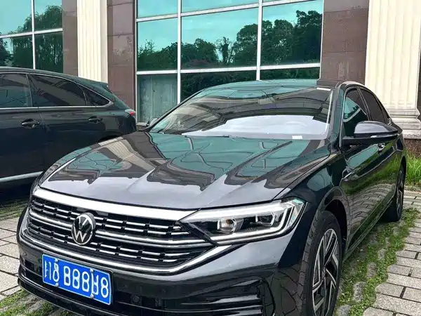Volkswagen Sagitar 2025
