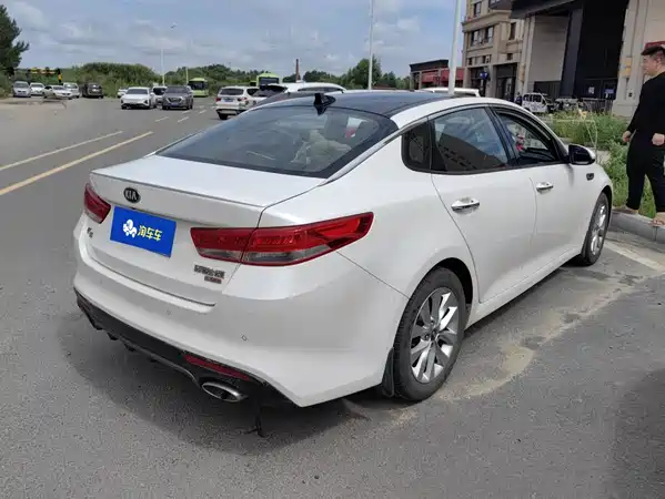 Kia K5 2016