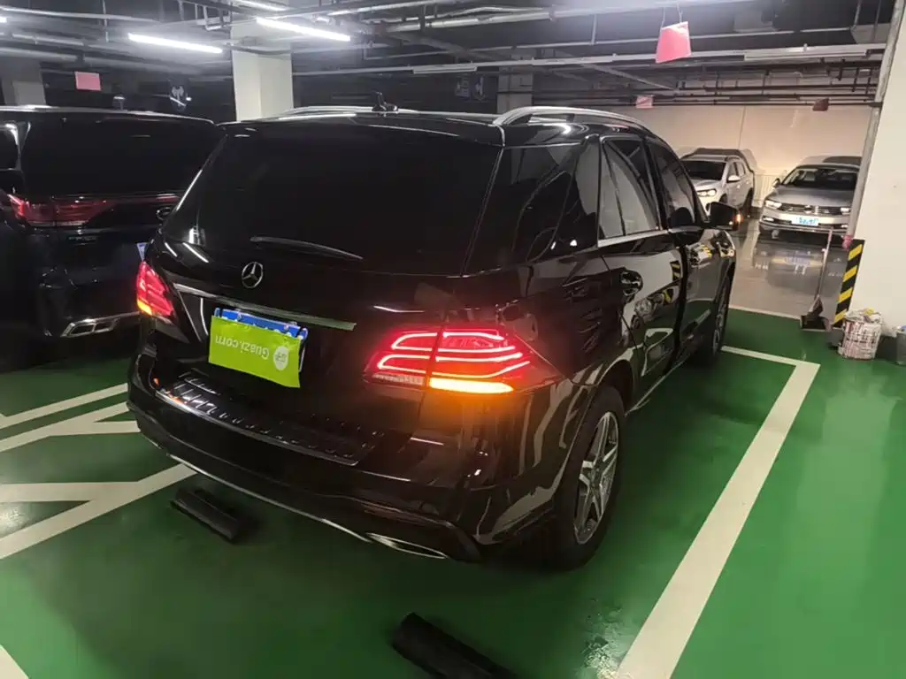 Mercedes-Benz GLE 2016