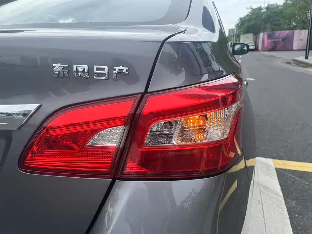 Nissan Sylphy 2020 — фото 18