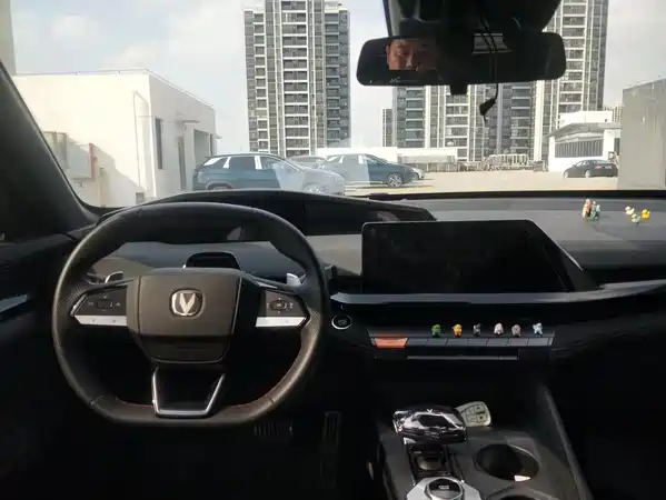 Changan UNI-V 2022