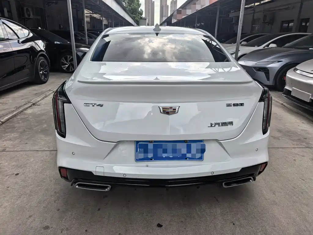 Cadillac CT4 2022 — фото 14