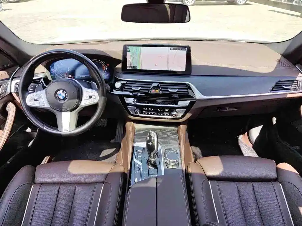 BMW 5 Series 2023