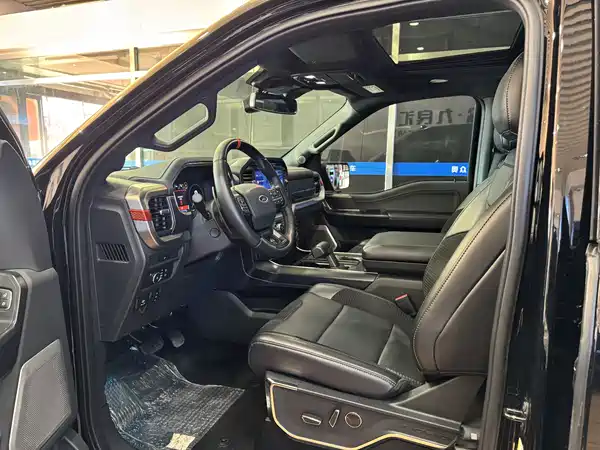 Ford F-150 Raptor 2023