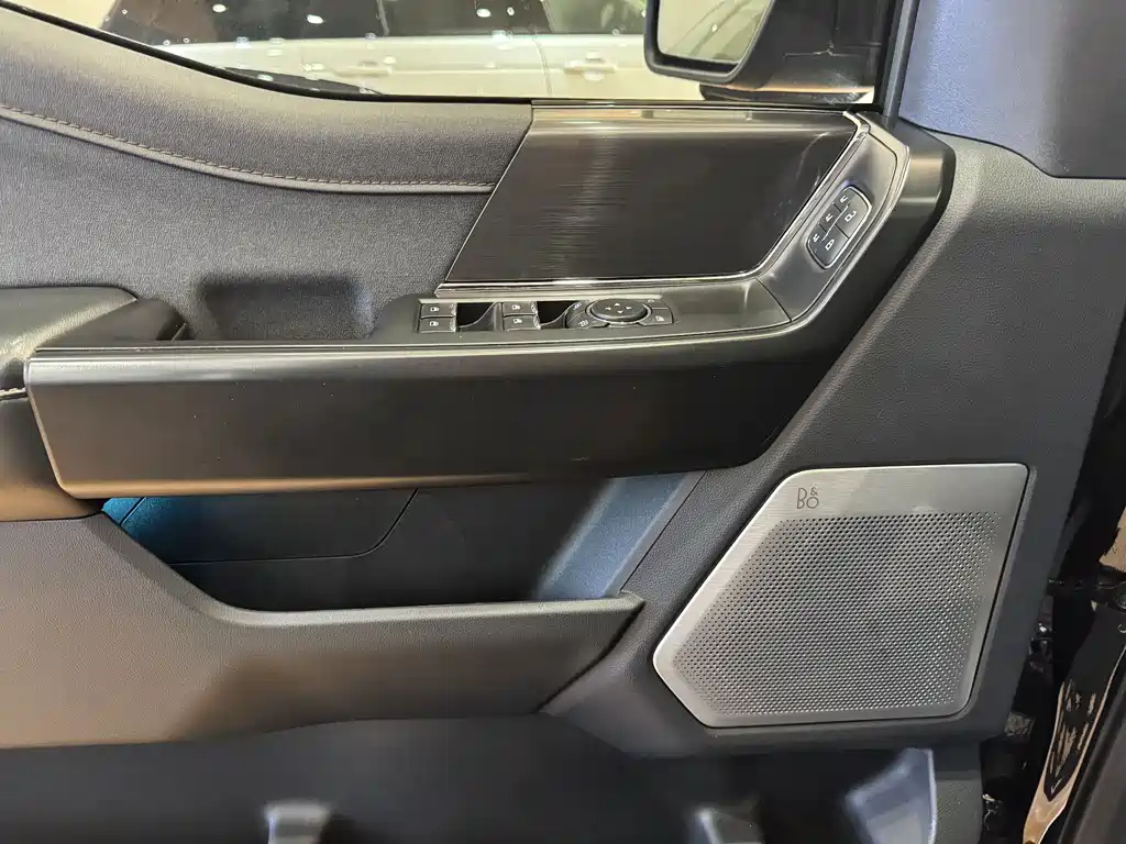 Ford F-150 Raptor 2023 — фото 15