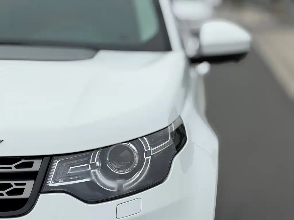 Land Rover Discovery Sport 2018 — фото 6