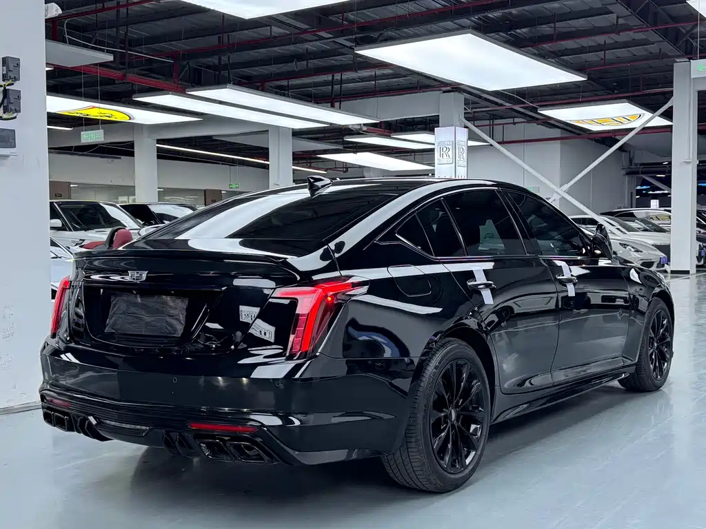 Cadillac CT5 2023 — фото 13