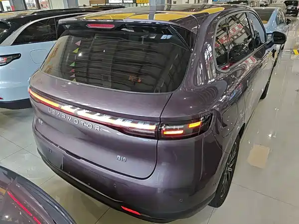 Leapmotor B10 2025