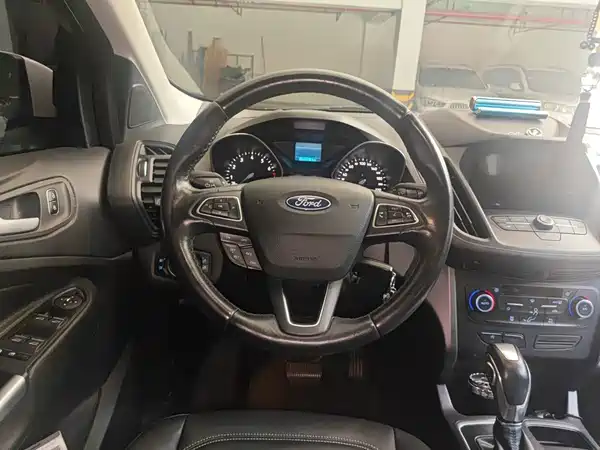Ford Kuga 2020
