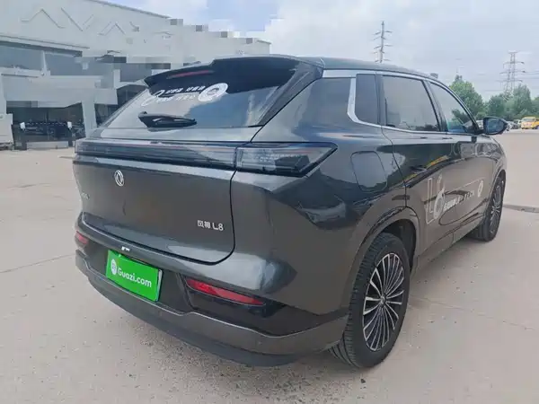 Dongfeng Fengshen L8 2025