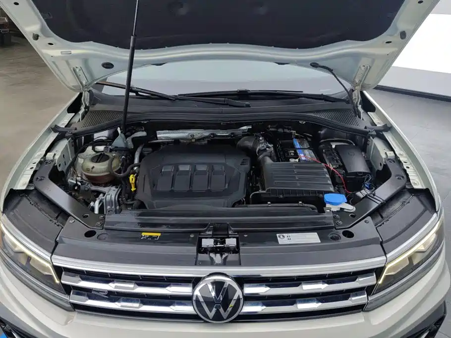 Volkswagen Tiguan L 2021 — фото 10