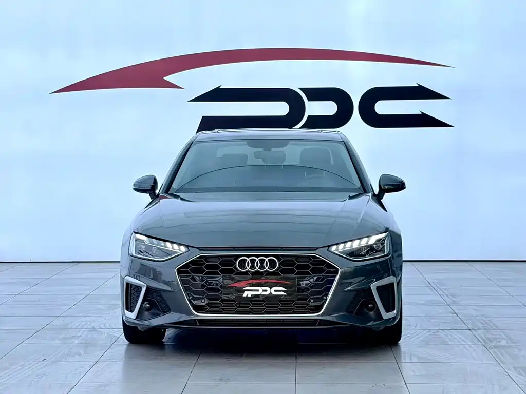Audi A4L 2022 — фото 2