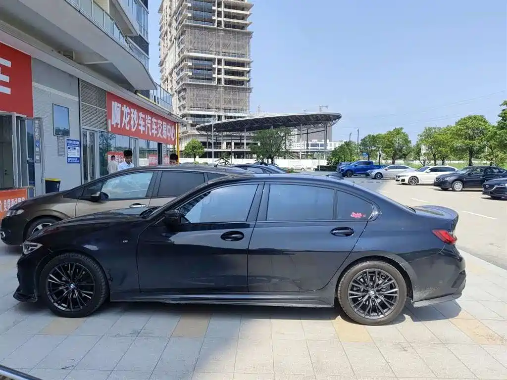 BMW 3 Series 2022