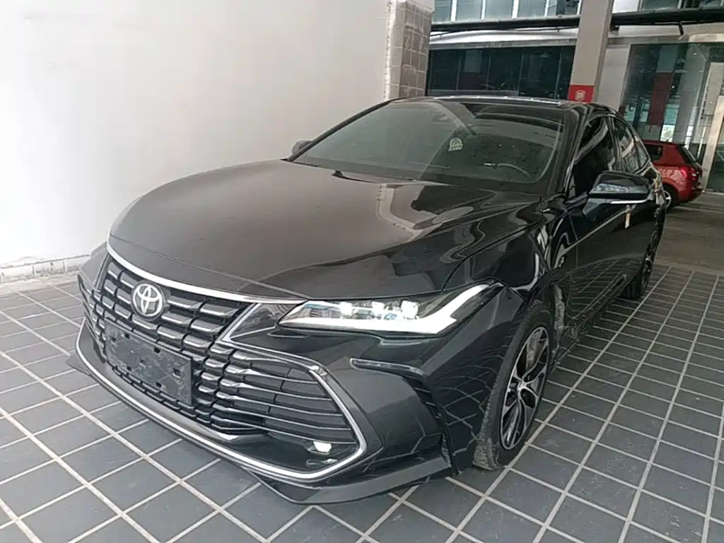 Toyota Avalon 2023 — фото 1