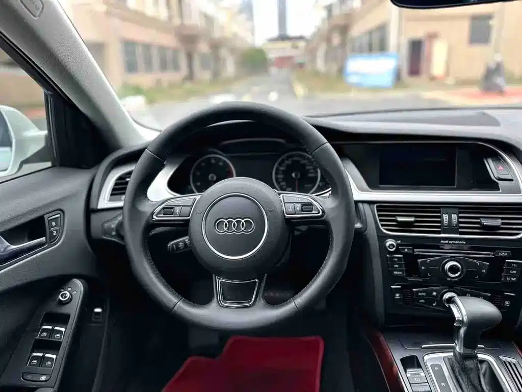 Audi A4L 2013 — фото 9