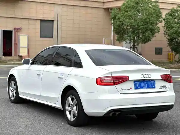 Audi A4L 2013