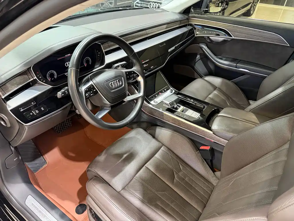 Audi A8 2022
