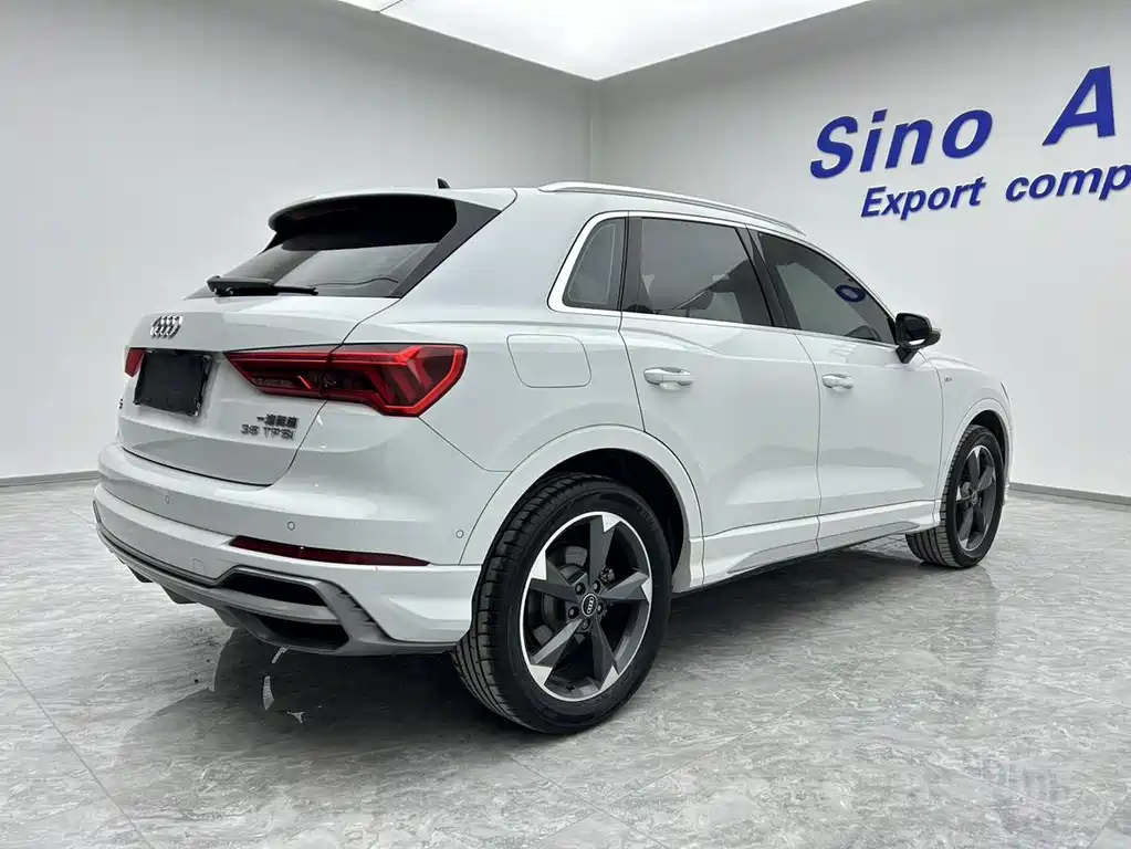 Audi Q3 2023 — фото 18