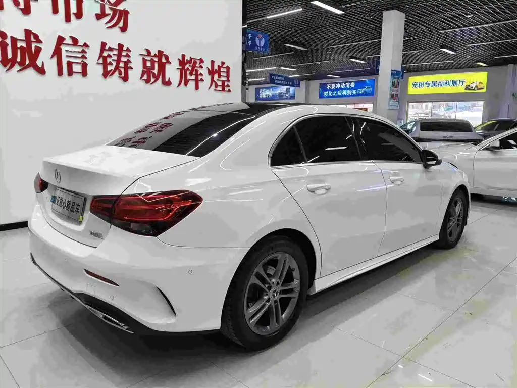 Mercedes-Benz A-Class 2021