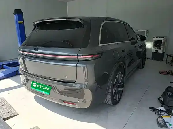 Li Auto L8 2023