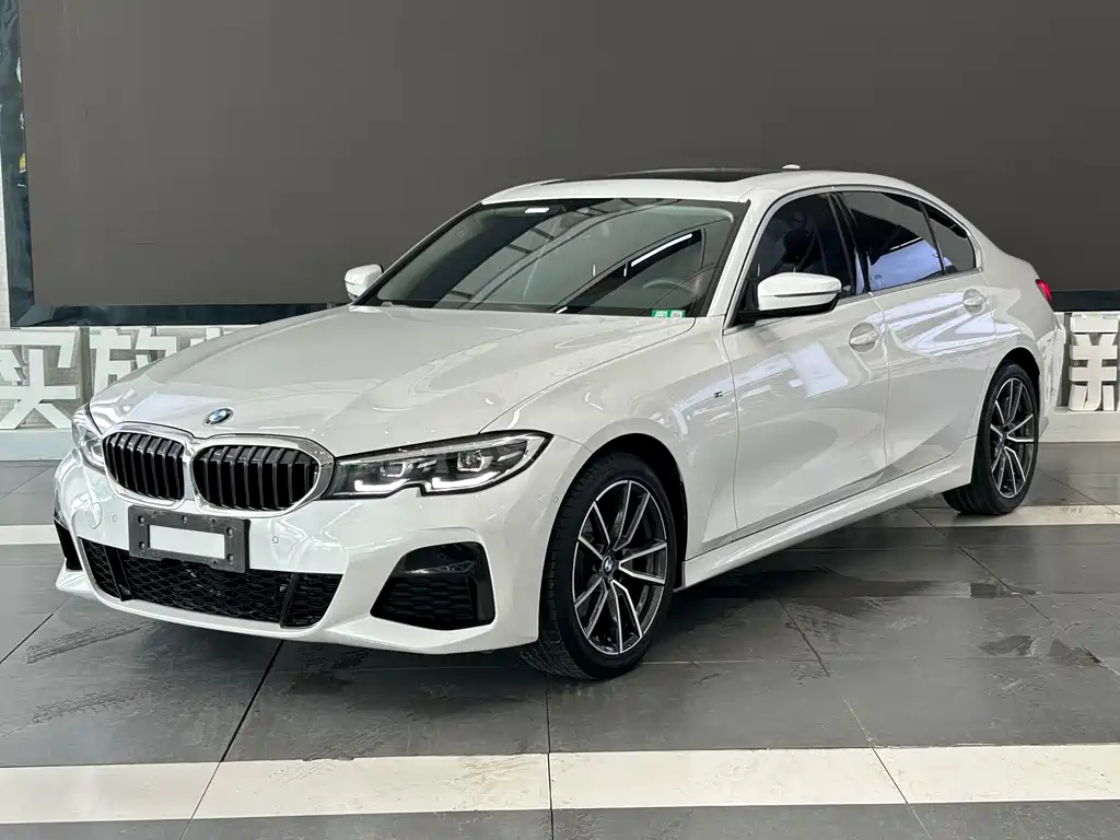 BMW 3 Series 2021