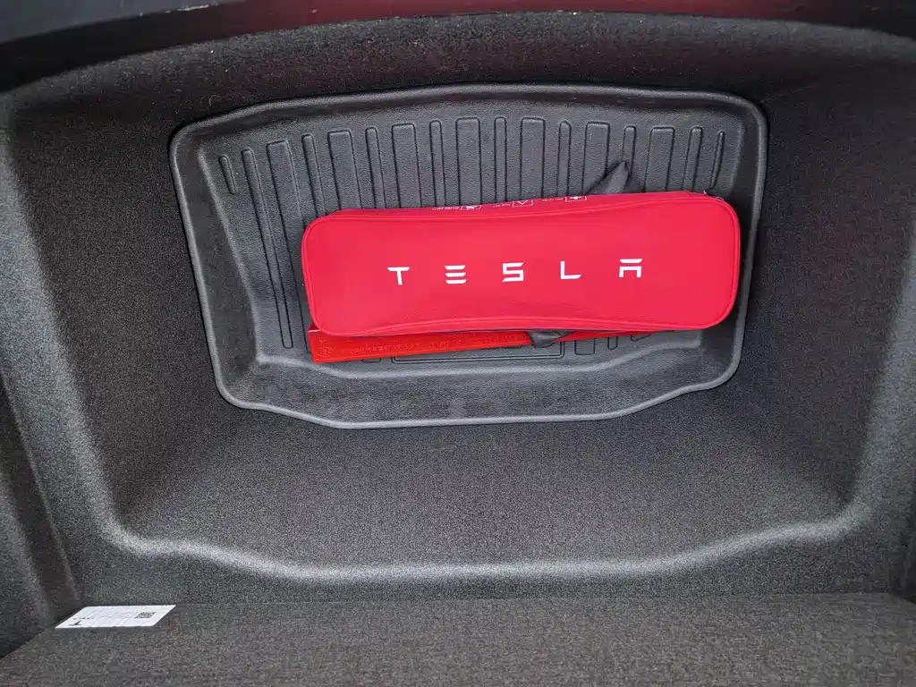 Tesla Model 3 2020 — фото 21