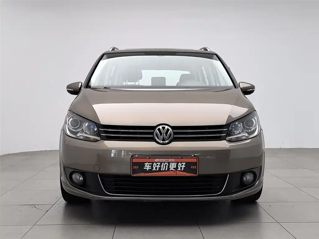 Volkswagen Touran 2015