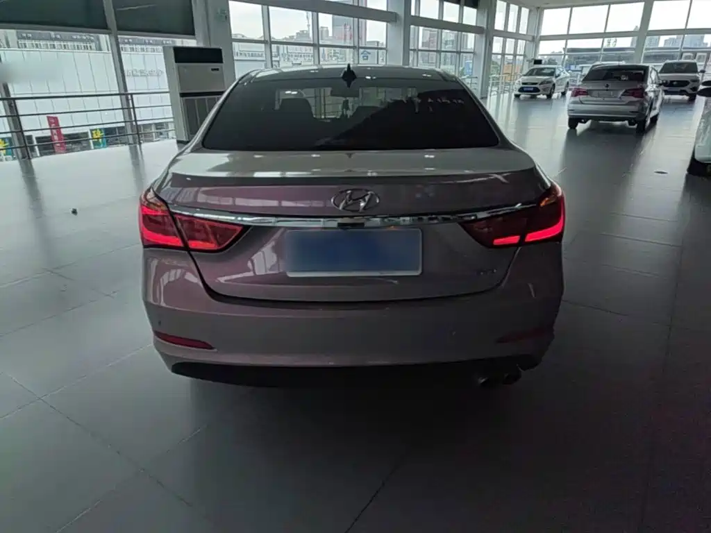 Hyundai Mistra 2016 — фото 6