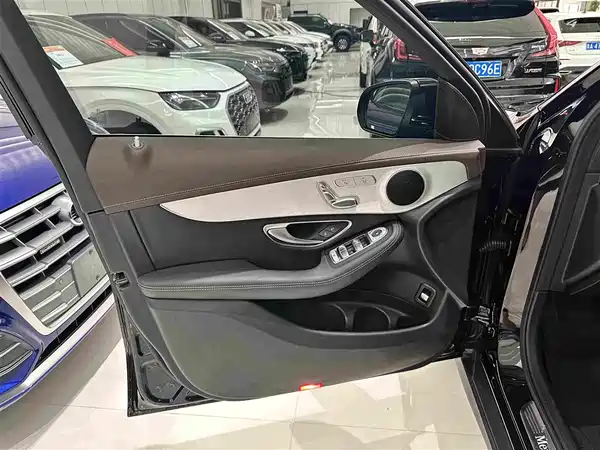Mercedes-Benz GLC 2022