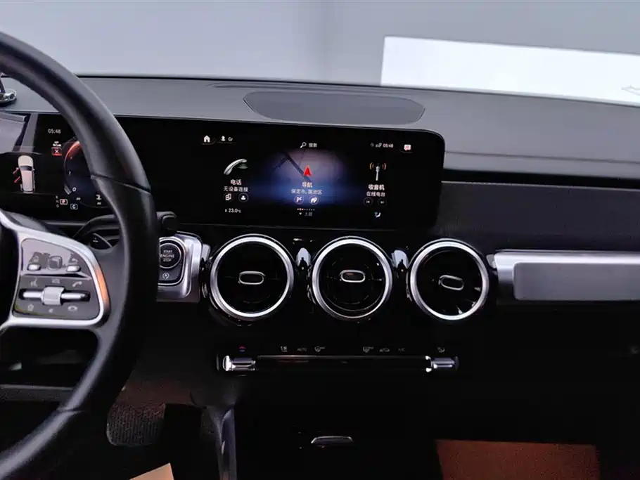 Mercedes-Benz GLB 2023 — фото 13