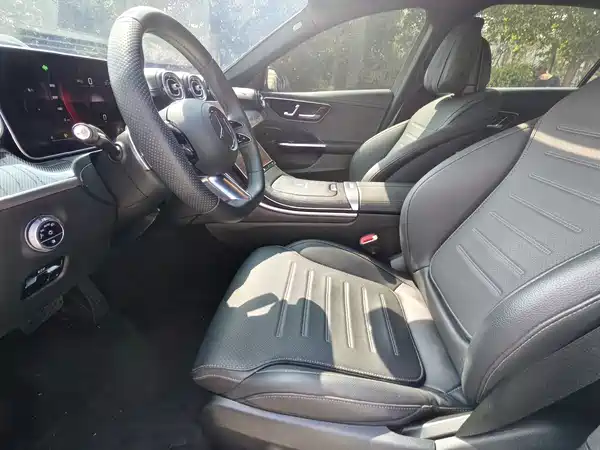Mercedes-Benz C-Class 2023