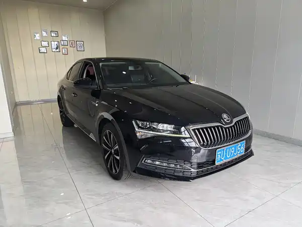 Skoda Superb 2023