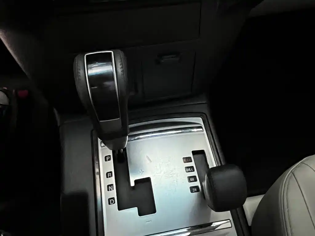 Mitsubishi Pajero 2019 — фото 20