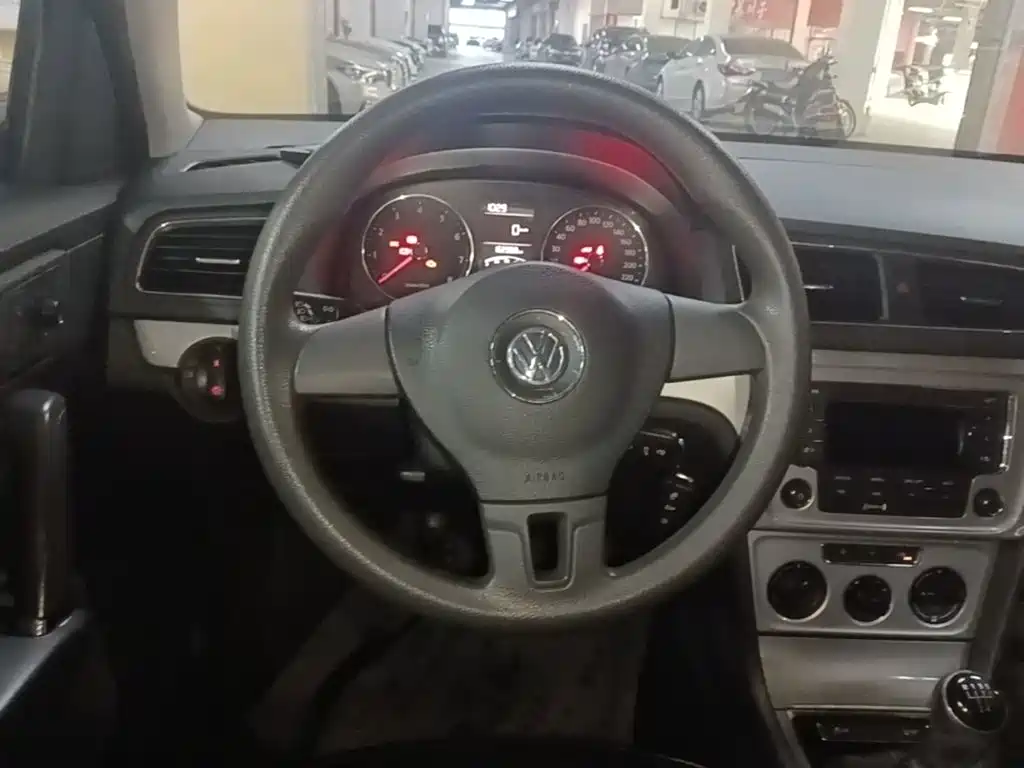 Volkswagen Gran Lavida 2016 — фото 11