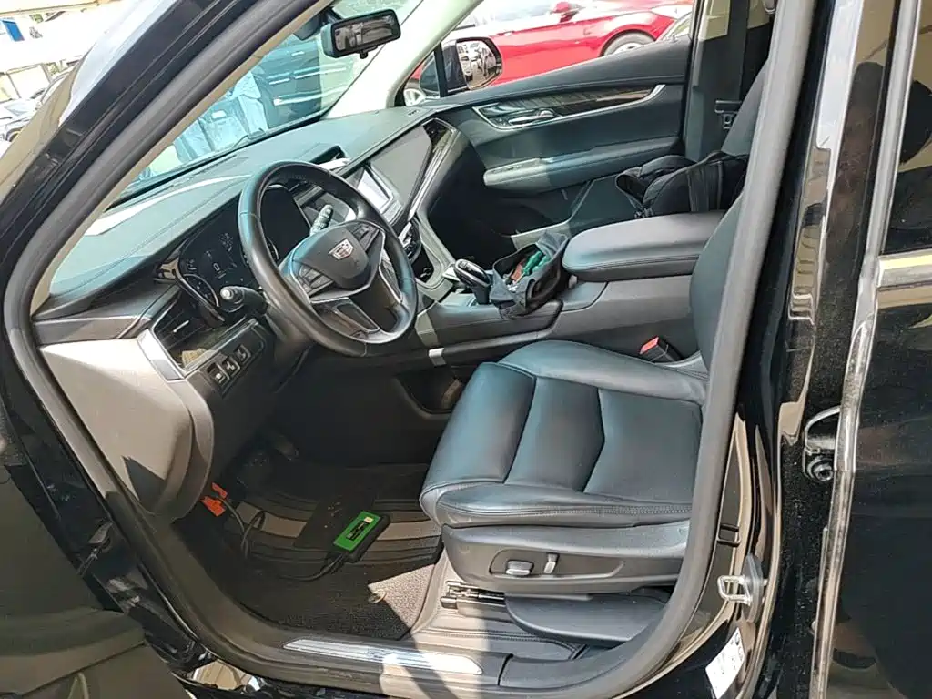 Cadillac XT5 2019 — фото 15
