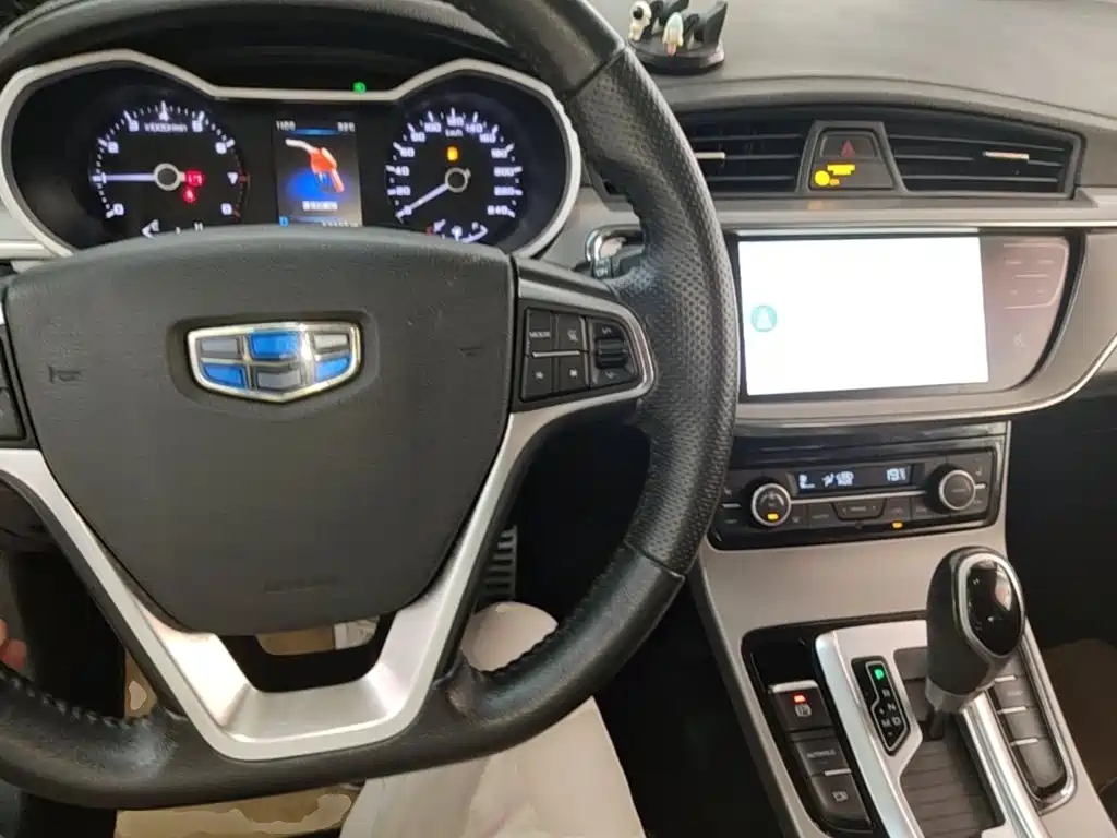 Geely Emgrand GS 2019 — фото 10