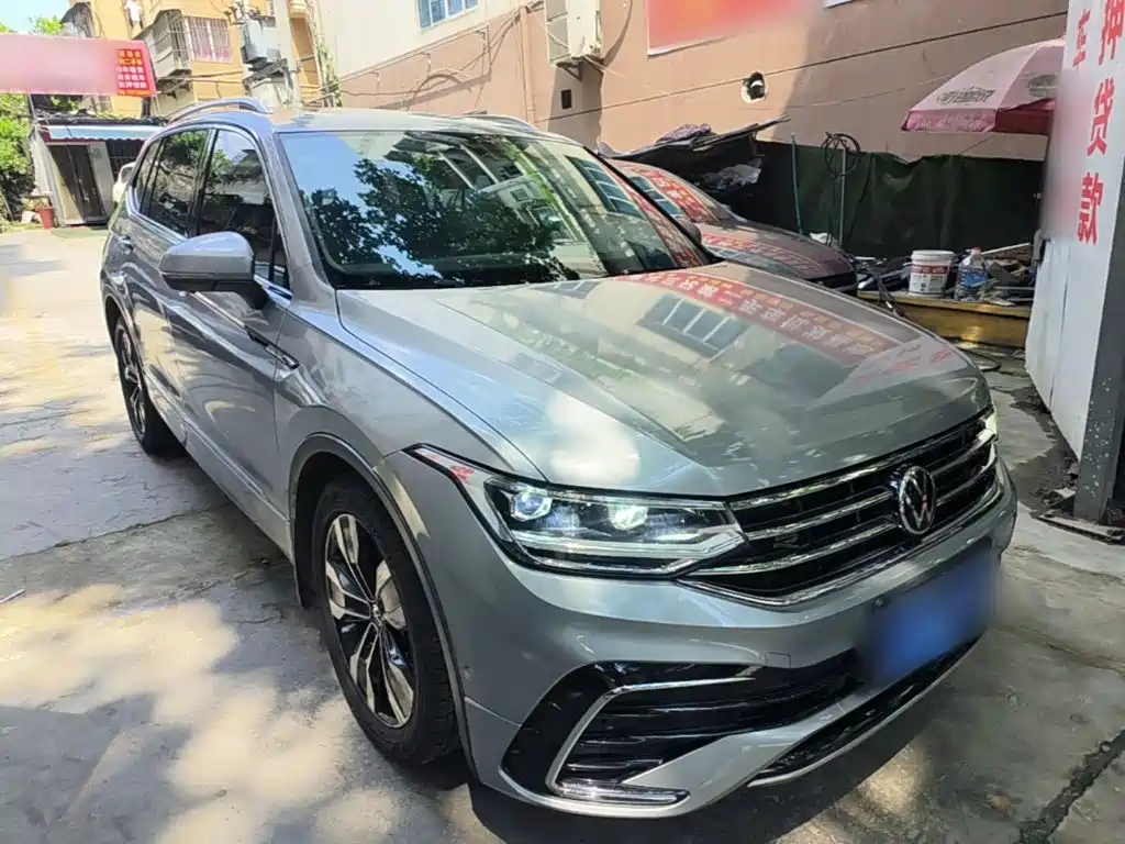 Volkswagen Tiguan L 2022