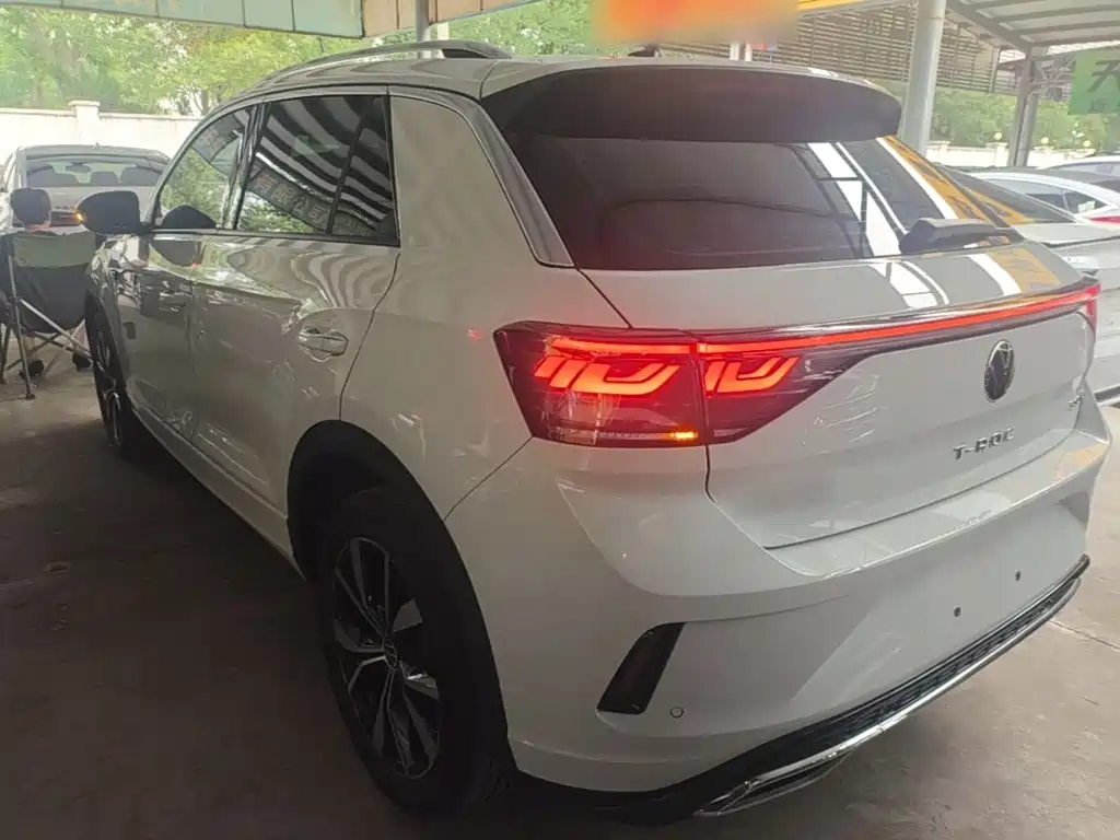 Volkswagen T-Roc 2024