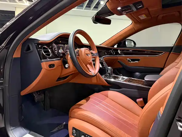Bentley Flying Spur 2021