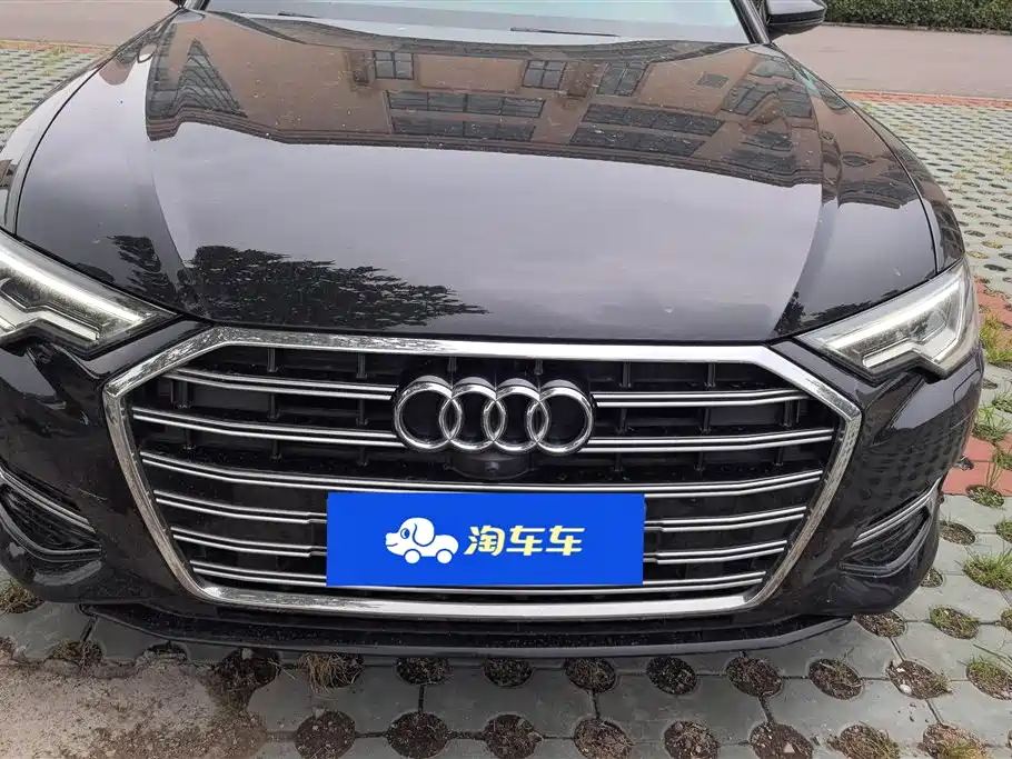 Audi A6L 2022