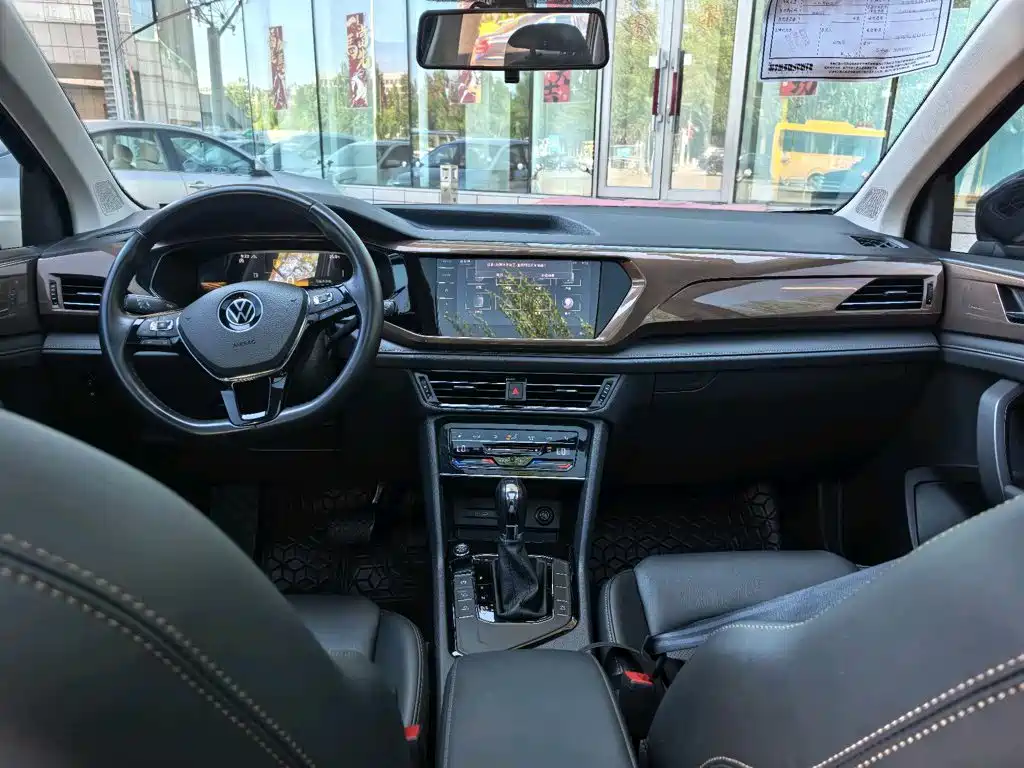 Volkswagen Tharu 2022