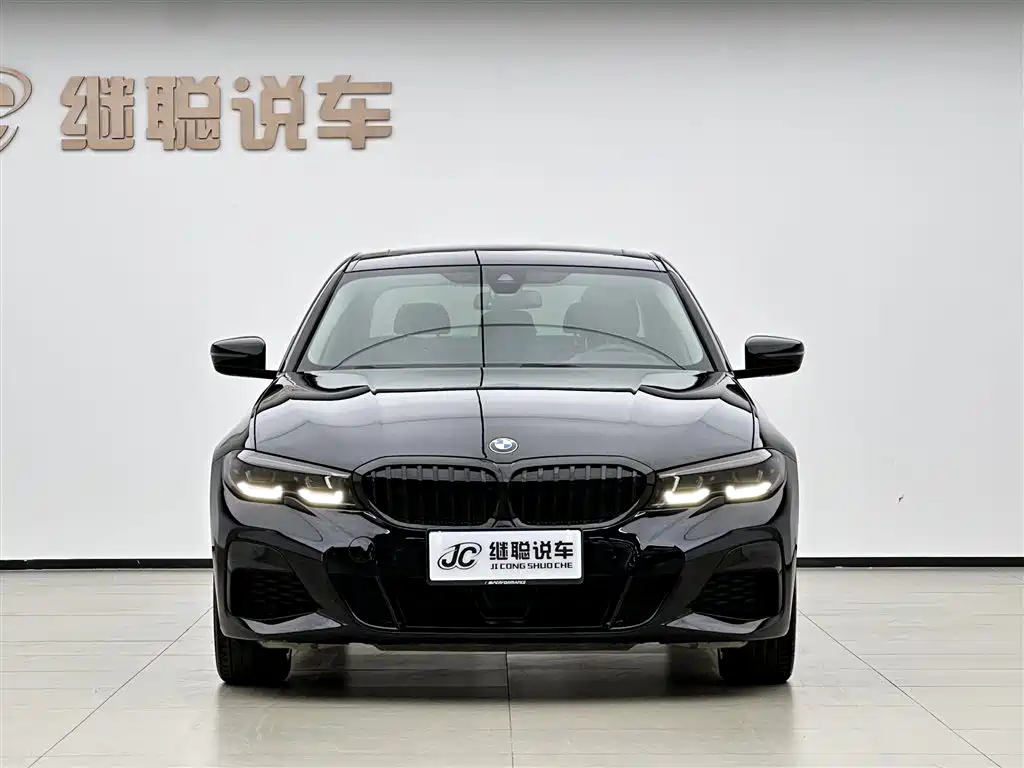 BMW 3 Series 2022