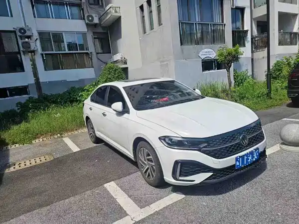 Volkswagen Lavida 2025