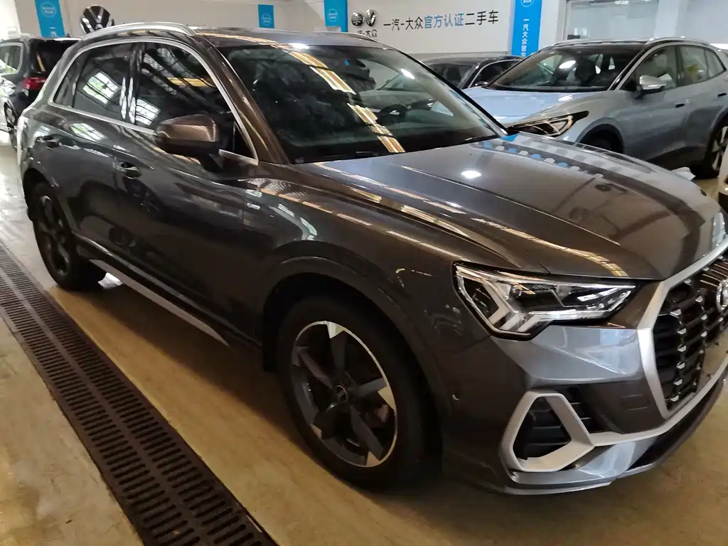 Audi Q3 2022
