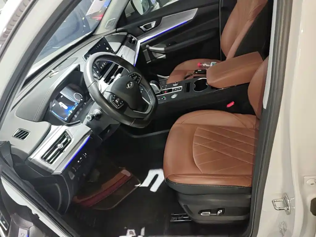 Chery Tiggo 8 2022 — фото 15