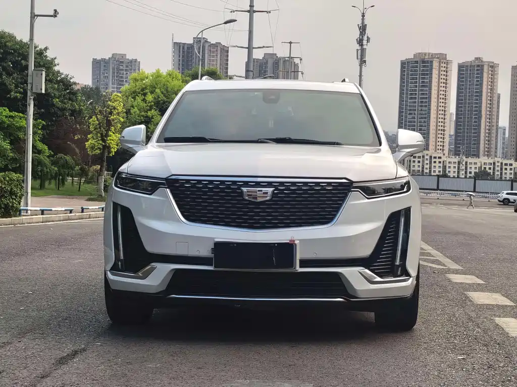Cadillac XT6 2020 — фото 2