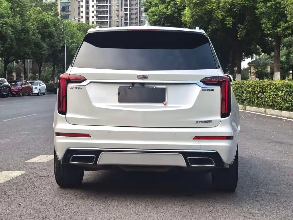 Cadillac XT6 2020 — фото 16